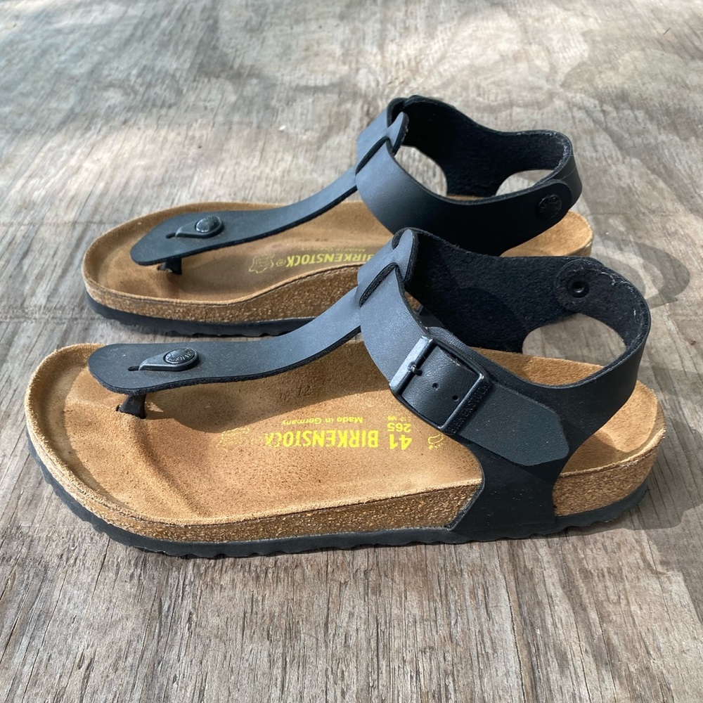 Women’s Size 11 Black Birkenstocks with backs.
